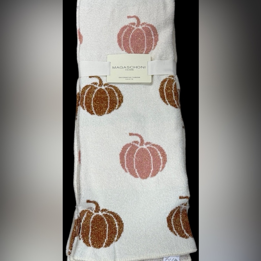 MAGASCHONI Oversized Fall Mauve tinsel Pumpkin Glam Throw Blanket